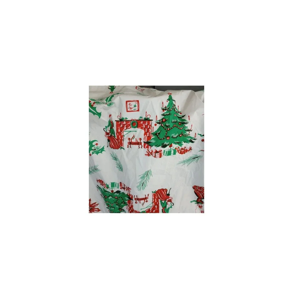 Vintage rare Christmas vinyl plastic AOP Tablecloth EUC‎